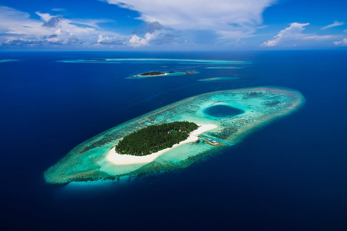 Manta Air Maldives