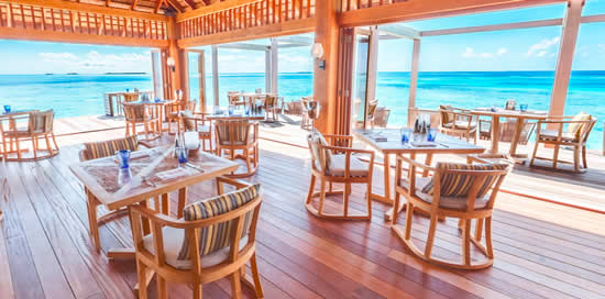 Hurawalhi Maldives Открыл Новый Надводный Ресторан Кашибо