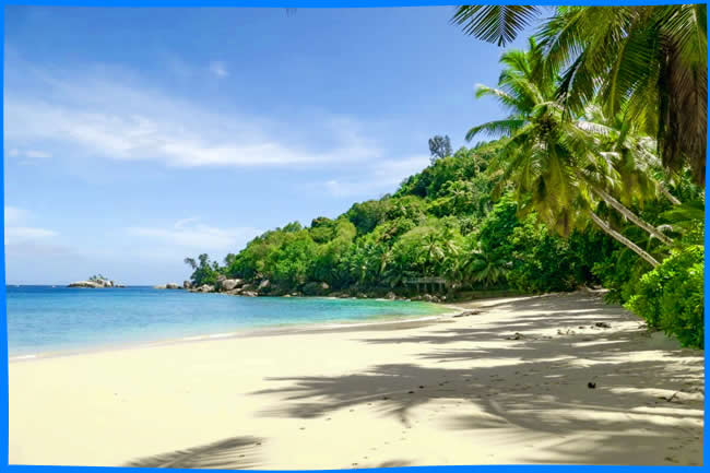 пляж Anse L'Ilot маэ сейшельские острова