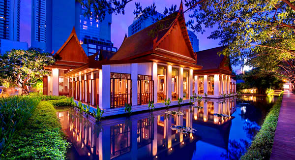 Celadon Restaurant в The Sukhothai Hotel Bangkok - Удостоенный Наград Тайский Ресторан в Сатхорн 