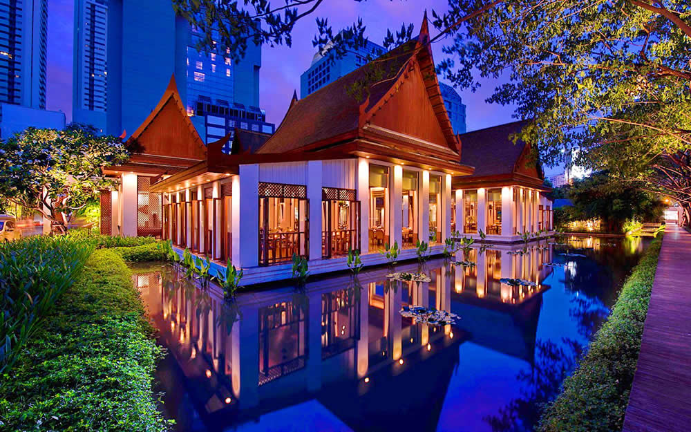 Celadon Restaurant в The Sukhothai Hotel Bangkok, Удостоенный Наград Тайский Ресторан в Сатхорн