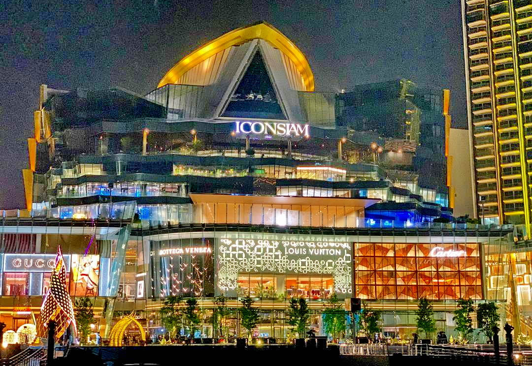 Icon Siam Shopping Mall (открытие в 2017) - Новый Торговый Центр в Бангкок Риверсайд