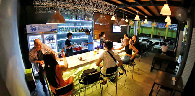 J Bar & Cafe Bangkok